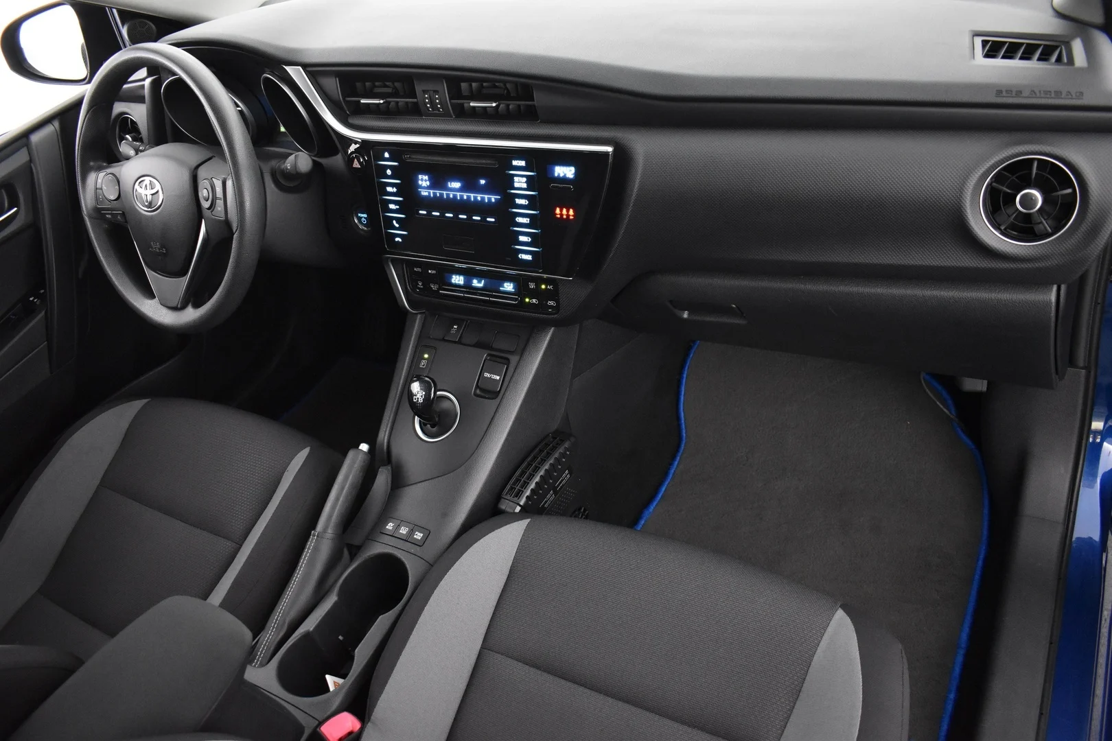 Car Image - Pro6vgZHHrQtAVSrSvx3p