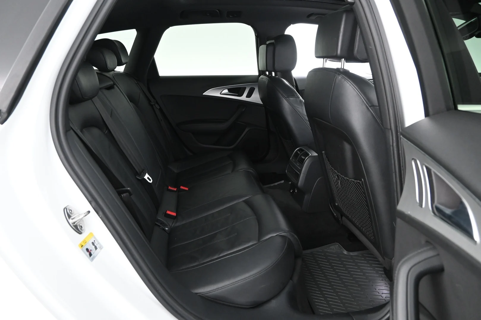 Car Image - 3q077vruN3AGvSgwrk9jFp