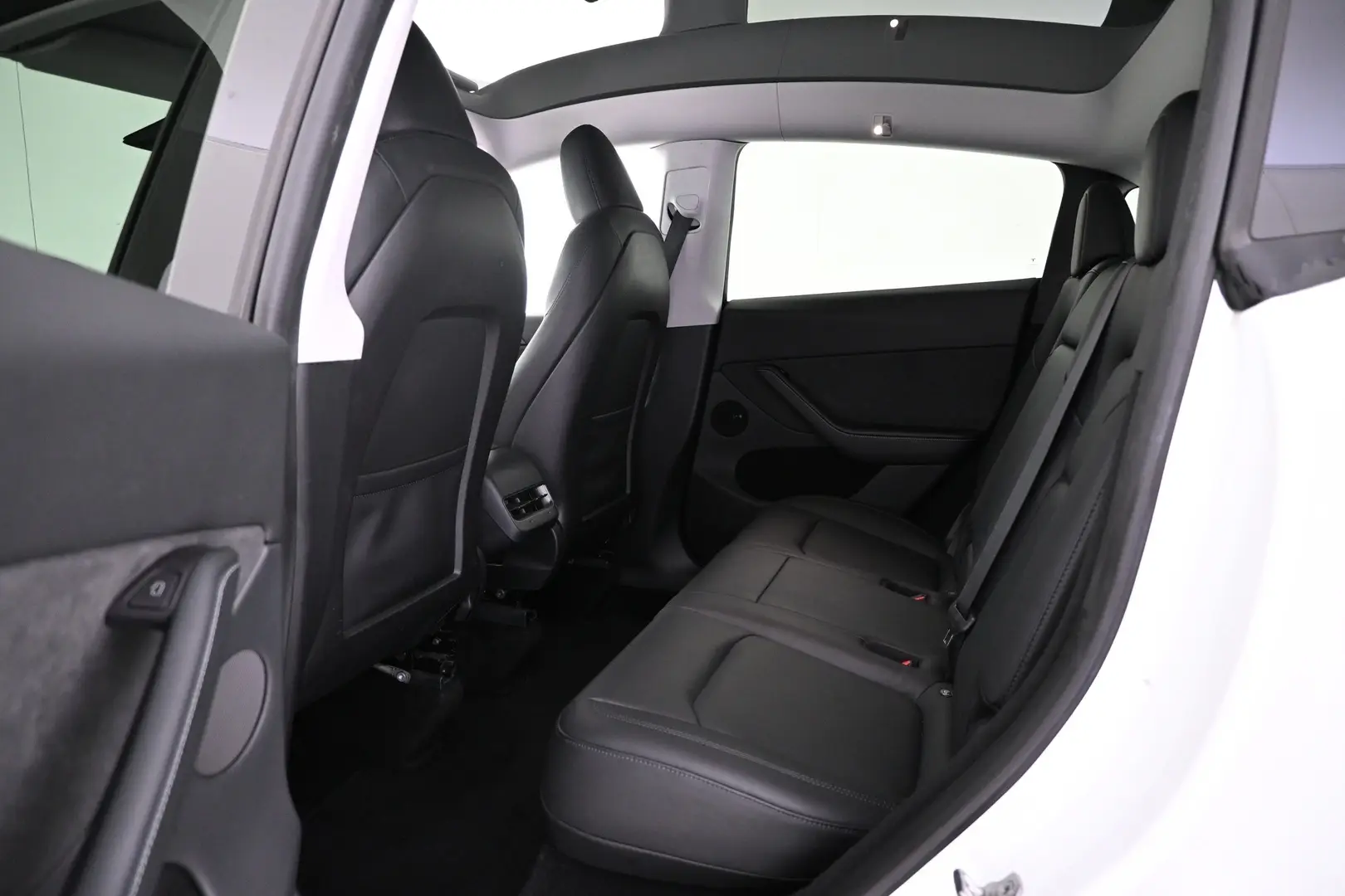 Car Image - i8Ml8YZTK2exXp3PXOyu8