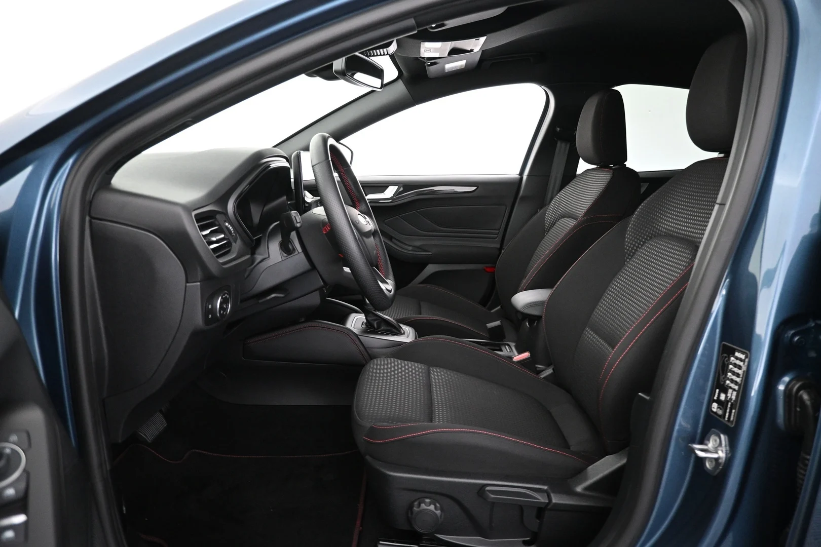 Car Image - 4yzNQ7GJyUKefzv8hDNxJE