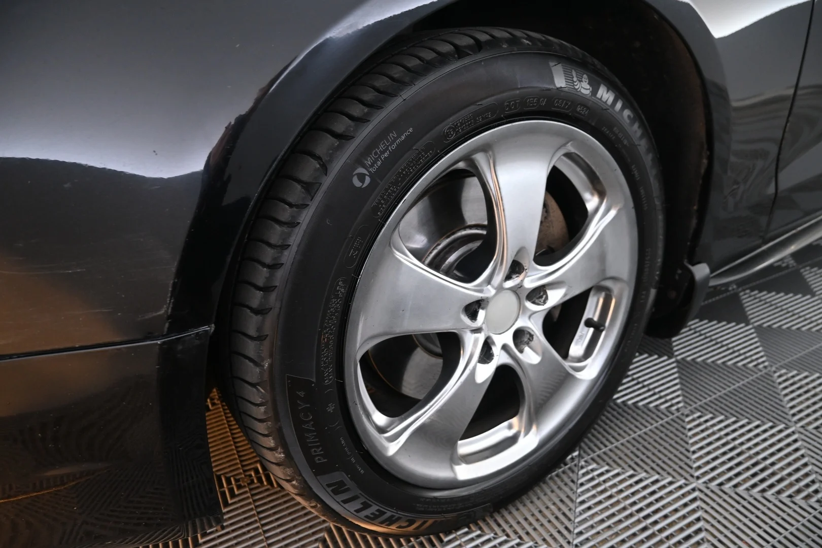 Car Image - 4KCvr6o5GVRsjmBPABPN15