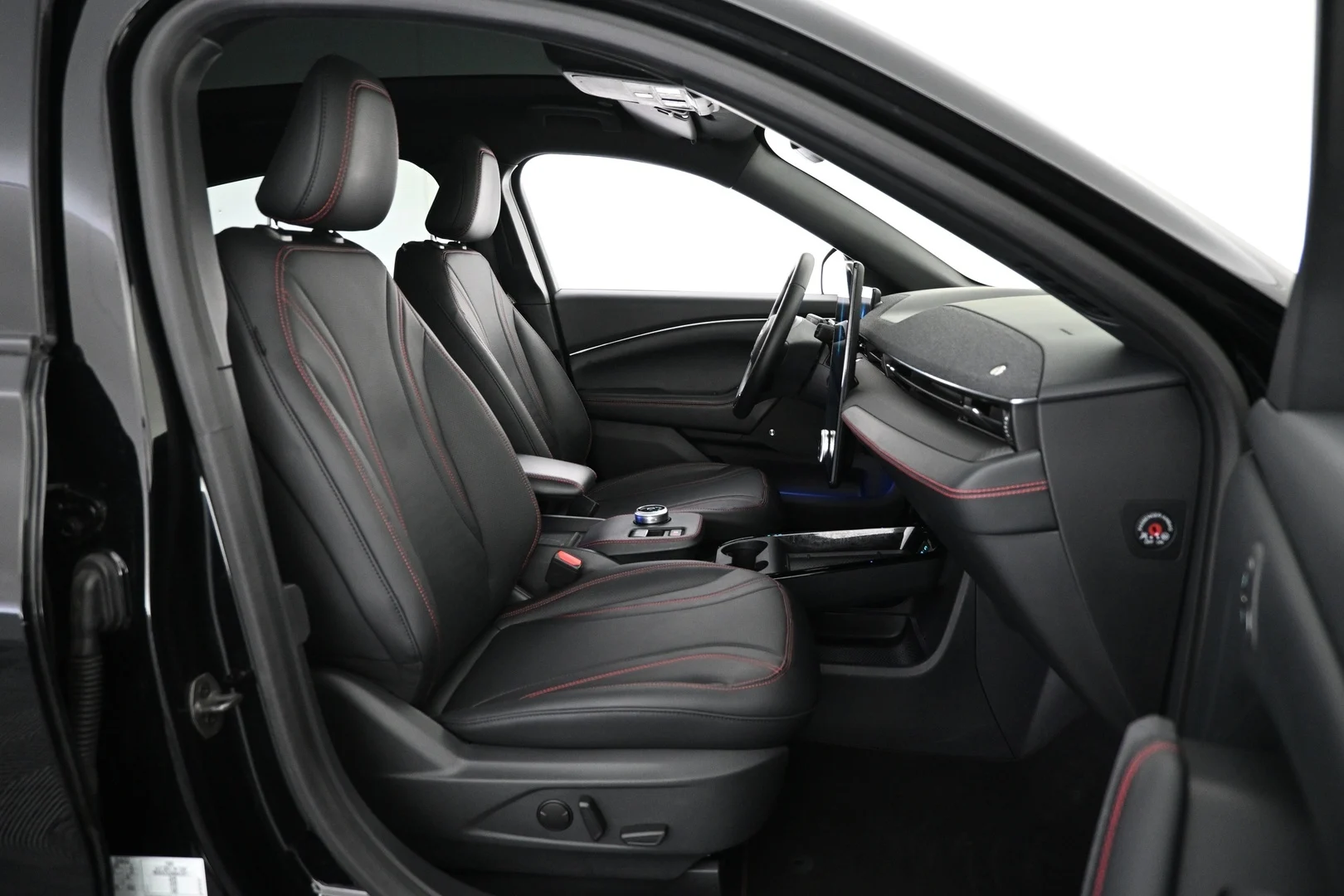 Car Image - 3eQueRkw8PMIJKHJzCA6HA
