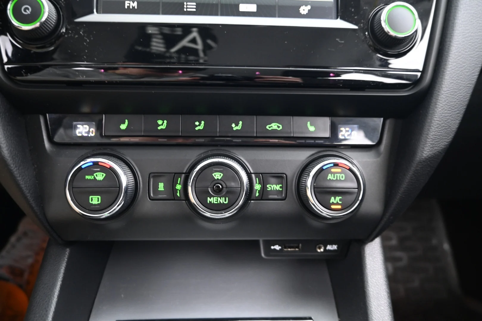 Car Image - 3xb2r0DNTAVQ2aTAB0mkCf