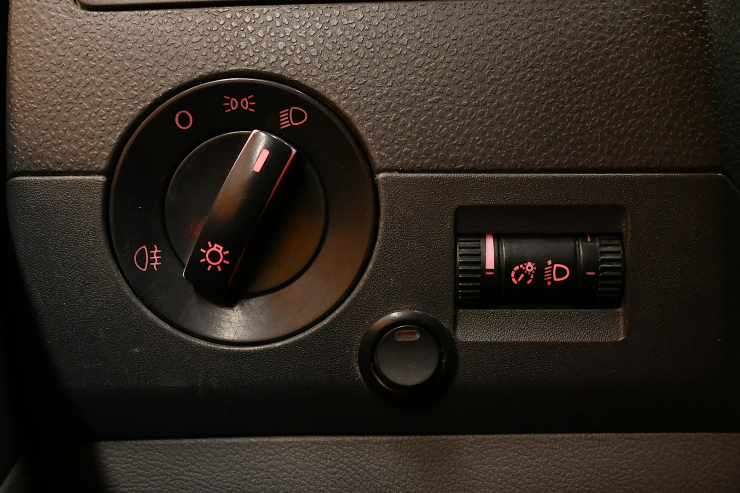 Car Image - 4al7ftwbAGGq9co182bKno