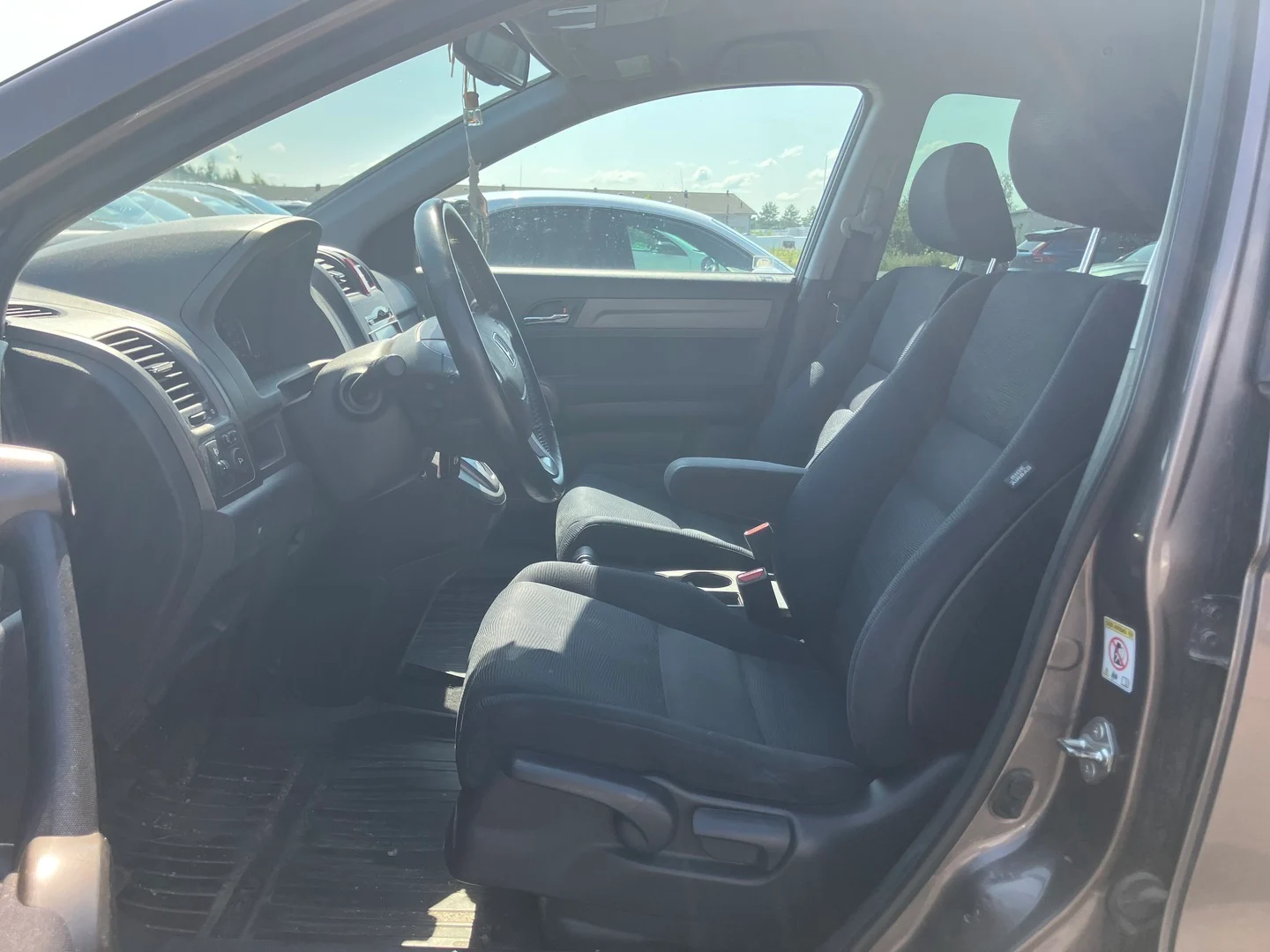 Car Image - 6eb9MIPrThN3MKyGdb0uZp