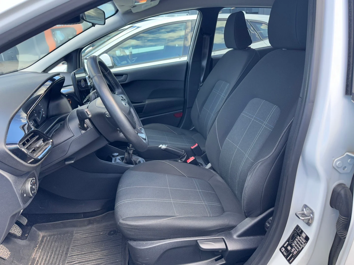 Car Image - 4egnS7am2UrhOgCWM6xOBA
