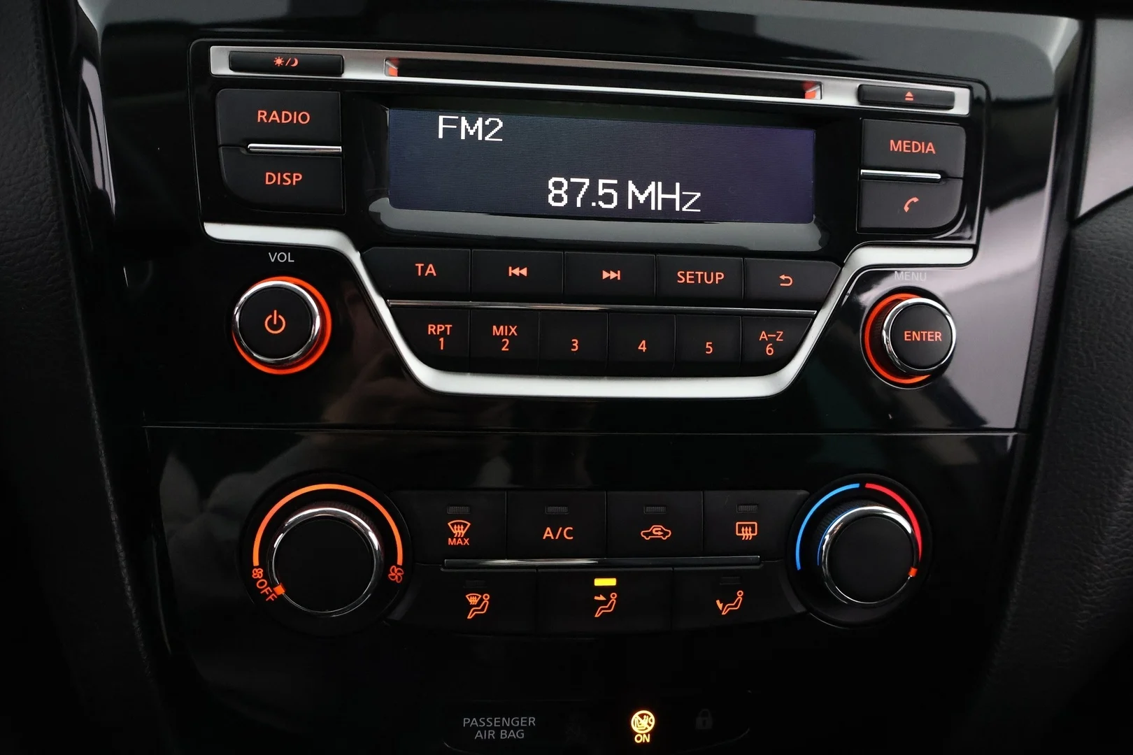 Car Image - 4V3EjnePG7LVuG1aPyBs5t