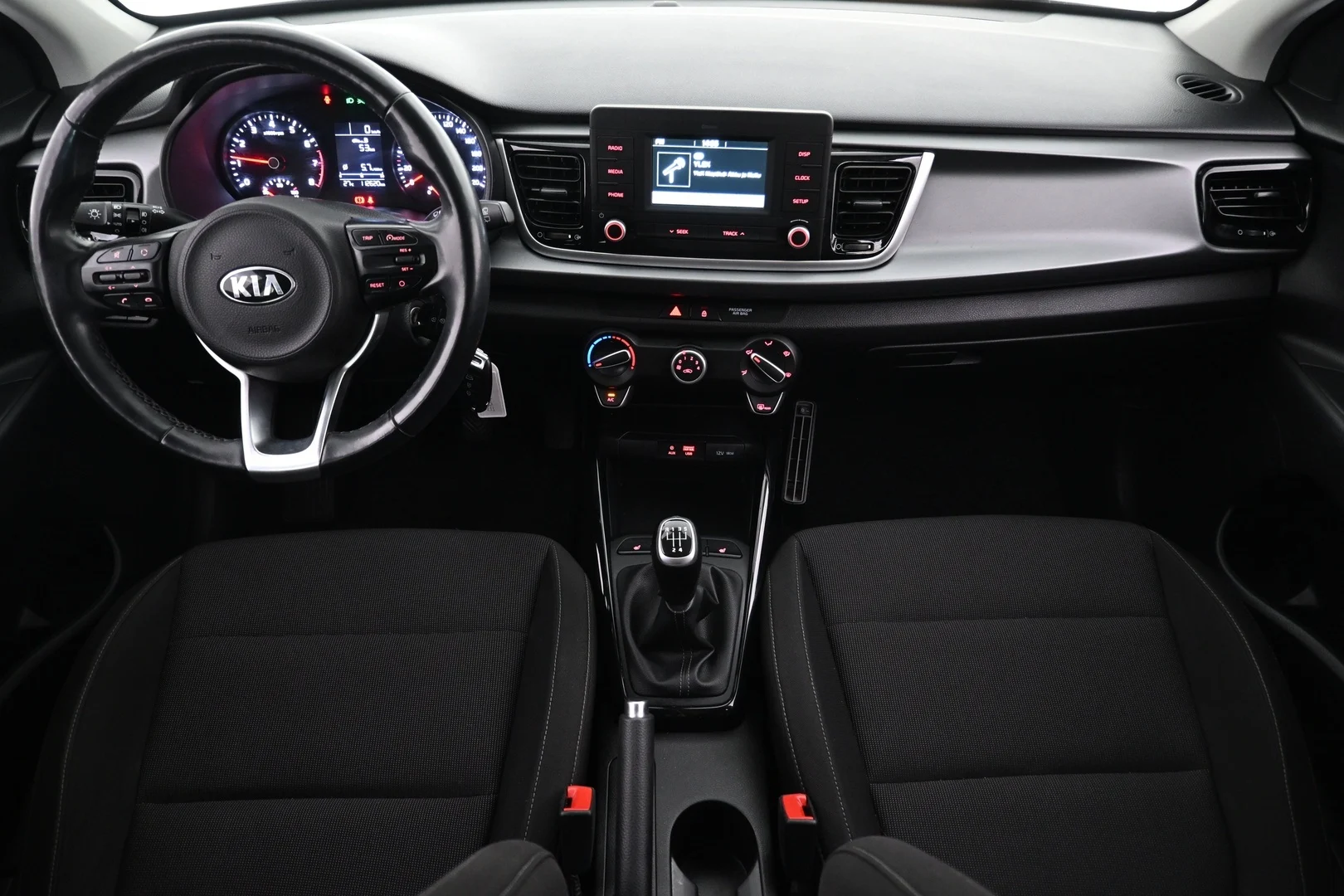 Car Image - qRmnxQs54oTBNyn8TorZa