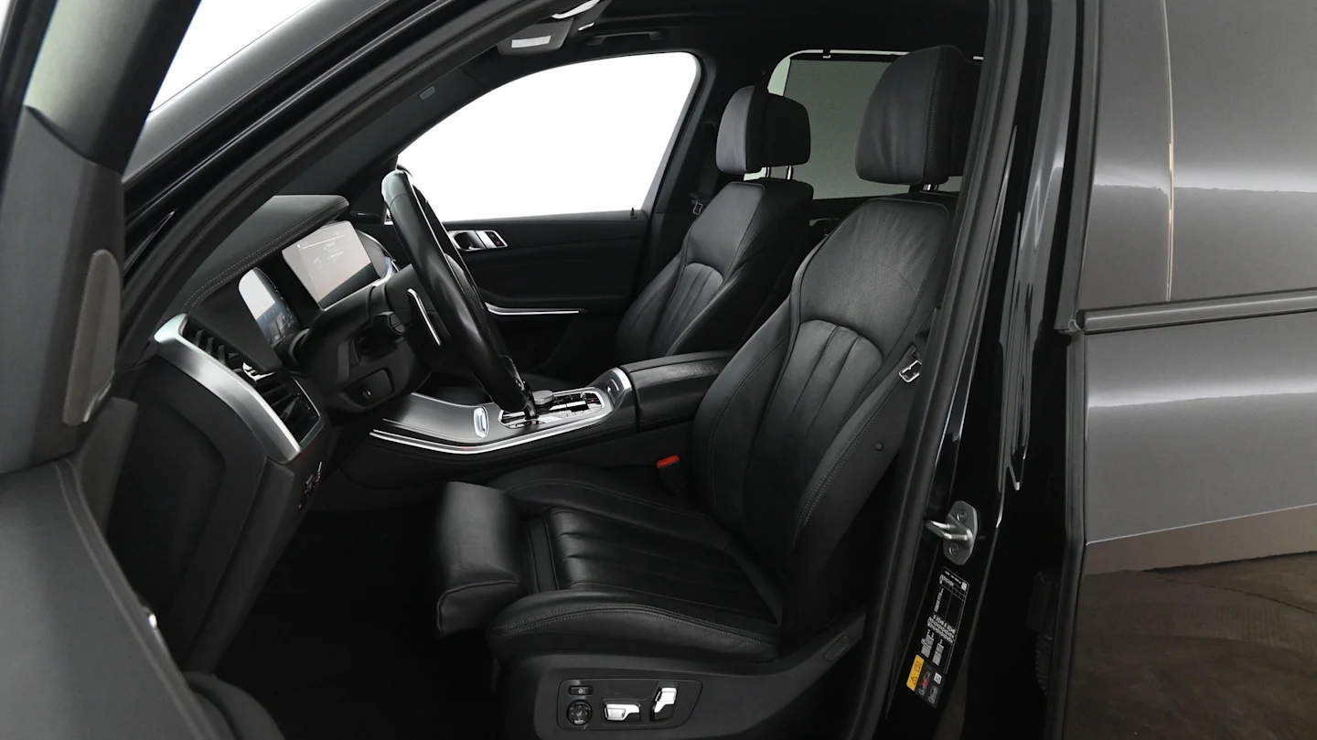 Car Image - 3ijuNtmxH71LSw5yiGF2UD