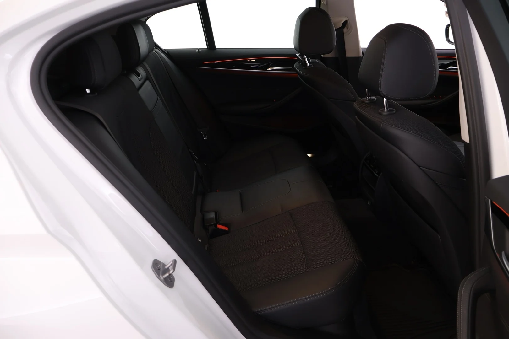Car Image - 3p4CgkTXl2Jg9nhS79GFGk