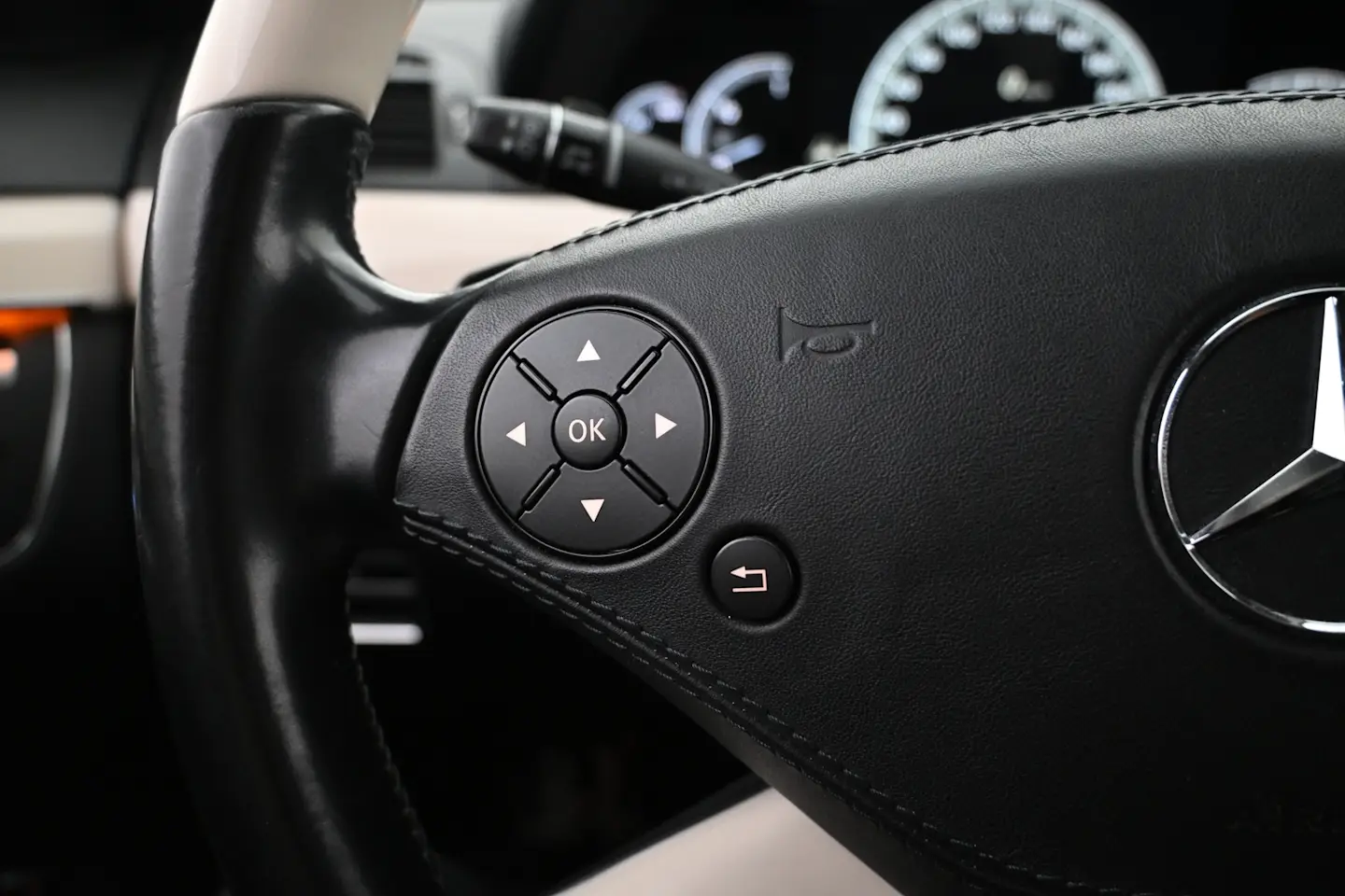 Car Image - 1678NqRLX5sr9QunioaJVf