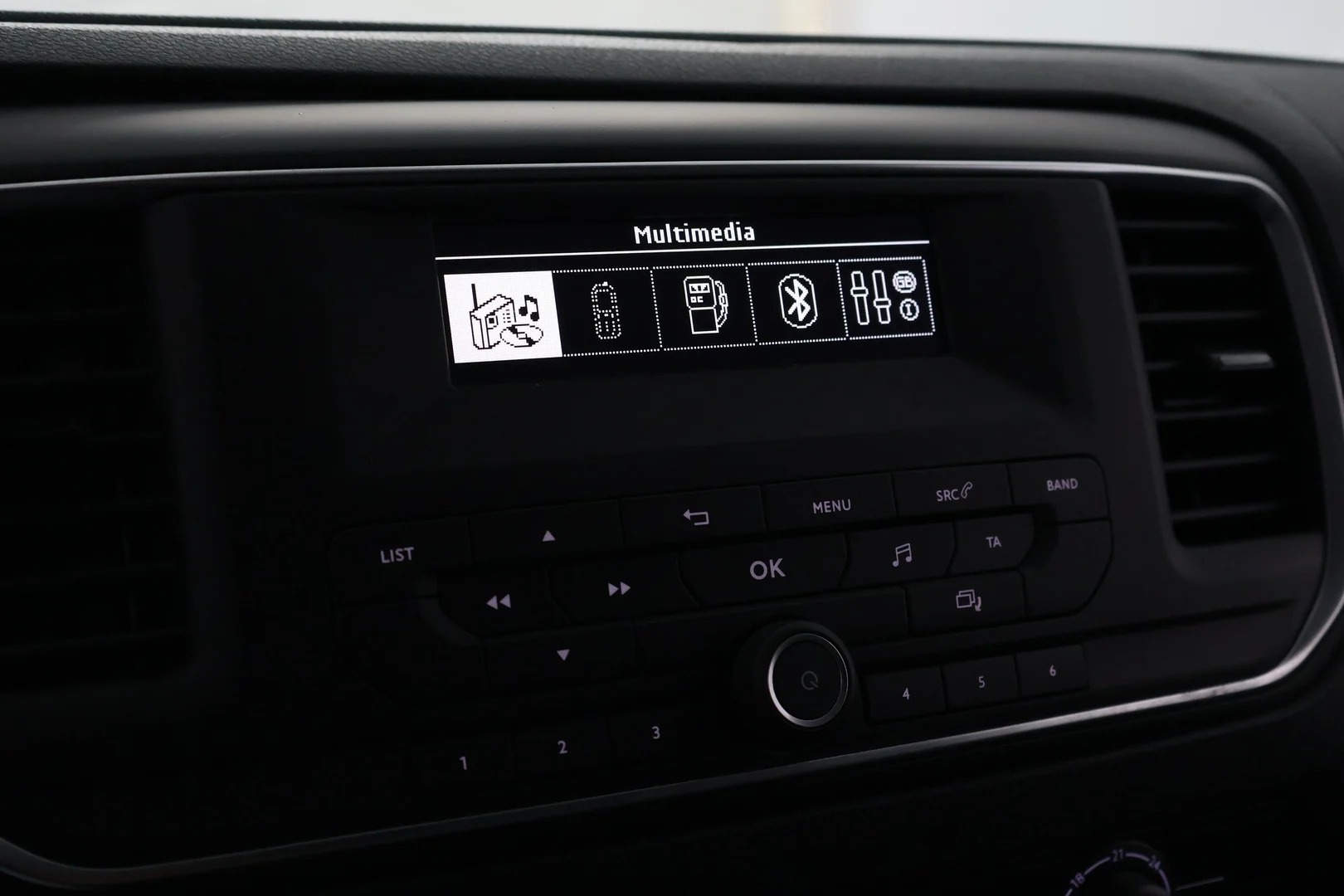 Car Image - 1jWOcEUQr0foGIJOD8Esfb