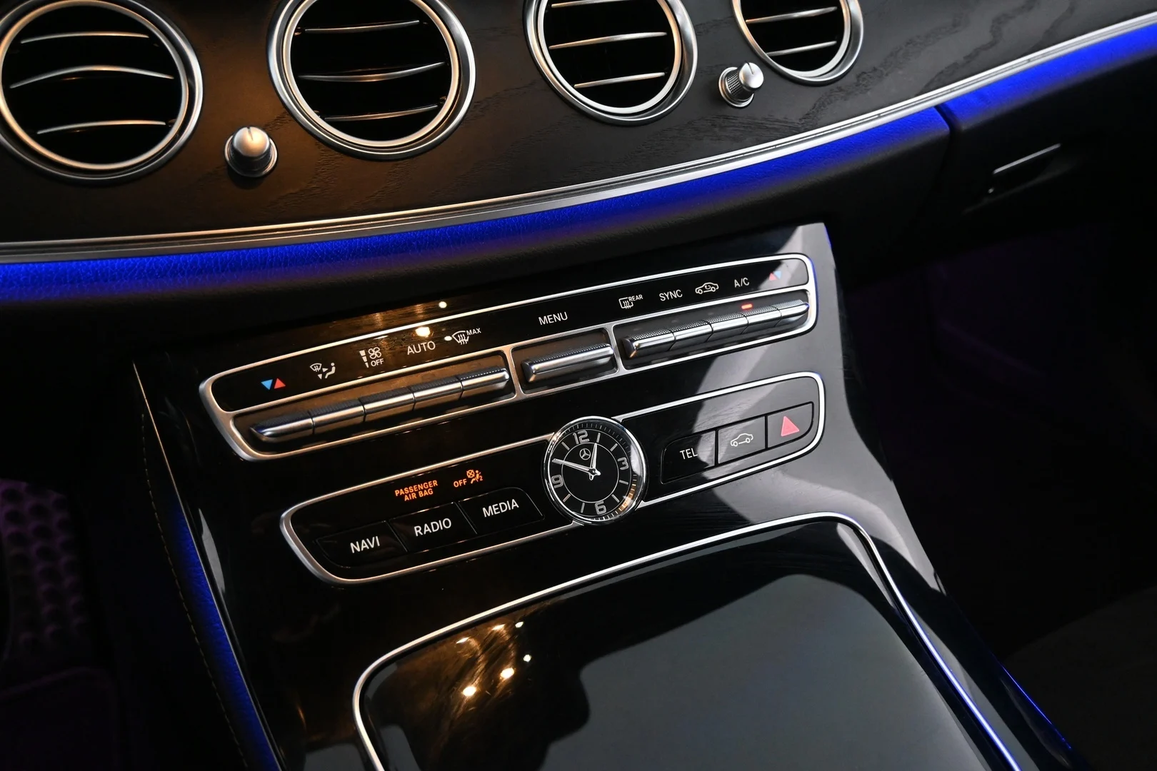 Car Image - 5l8xu6IlEKqyhX5QwkKjOj