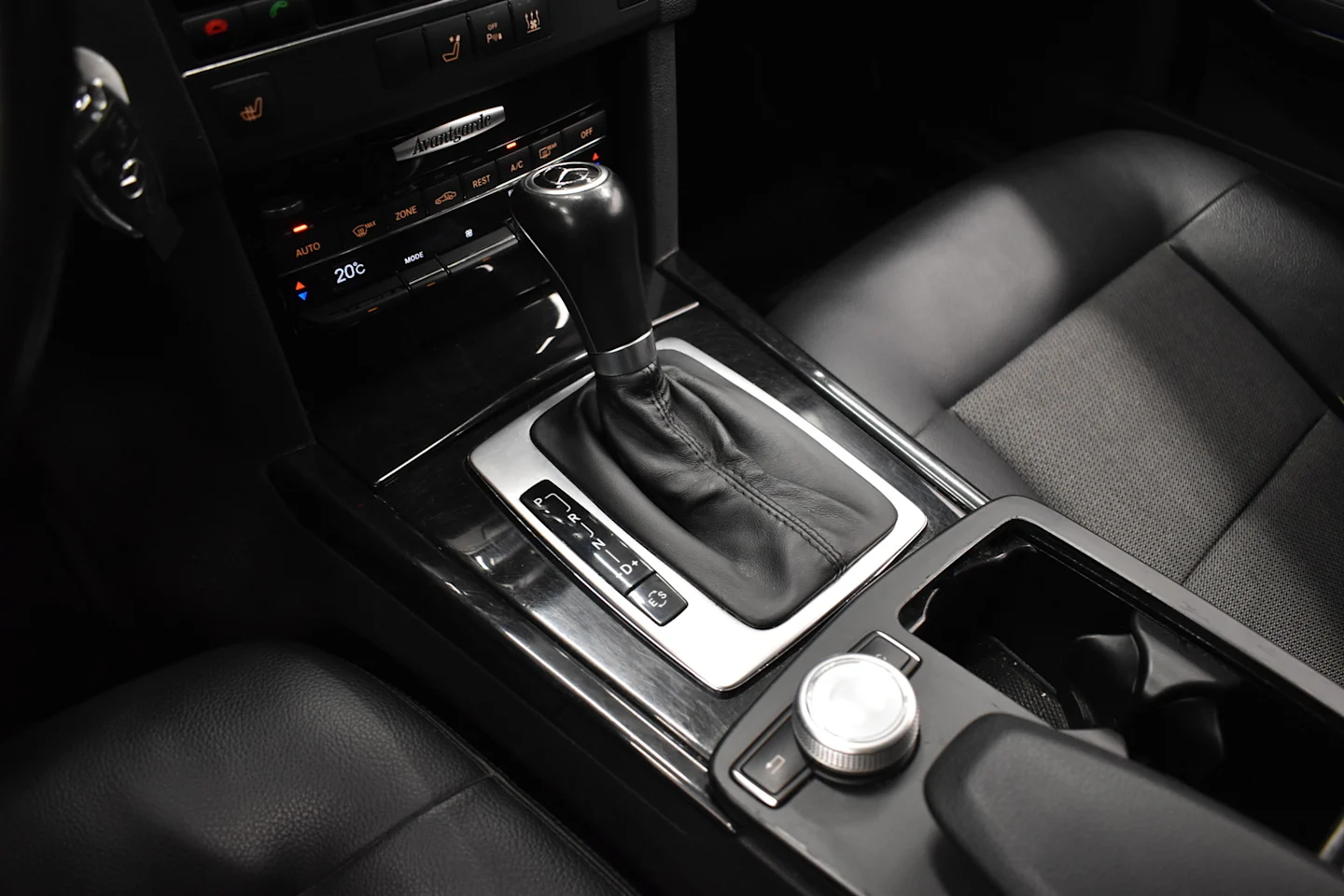 Car Image - 7GsNynn5njjkXayuJrk2b6