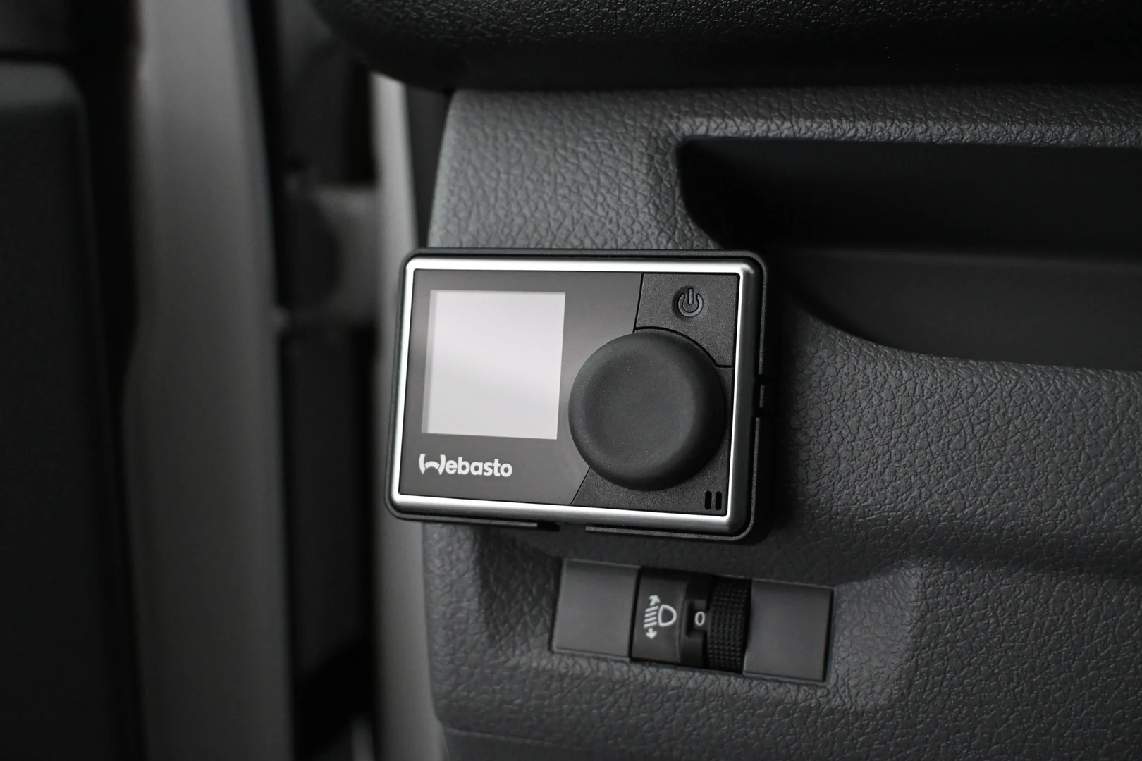 Car Image - 4kqRQgfX8w5VcgwbRb7byV