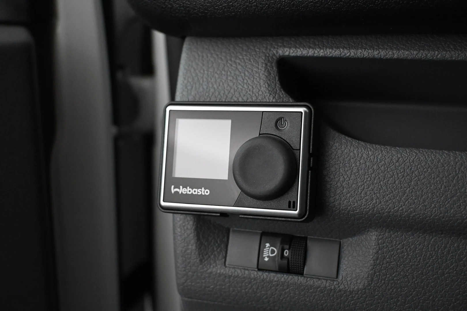 Car Image - 4kqRQgfX8w5VcgwbRb7byV