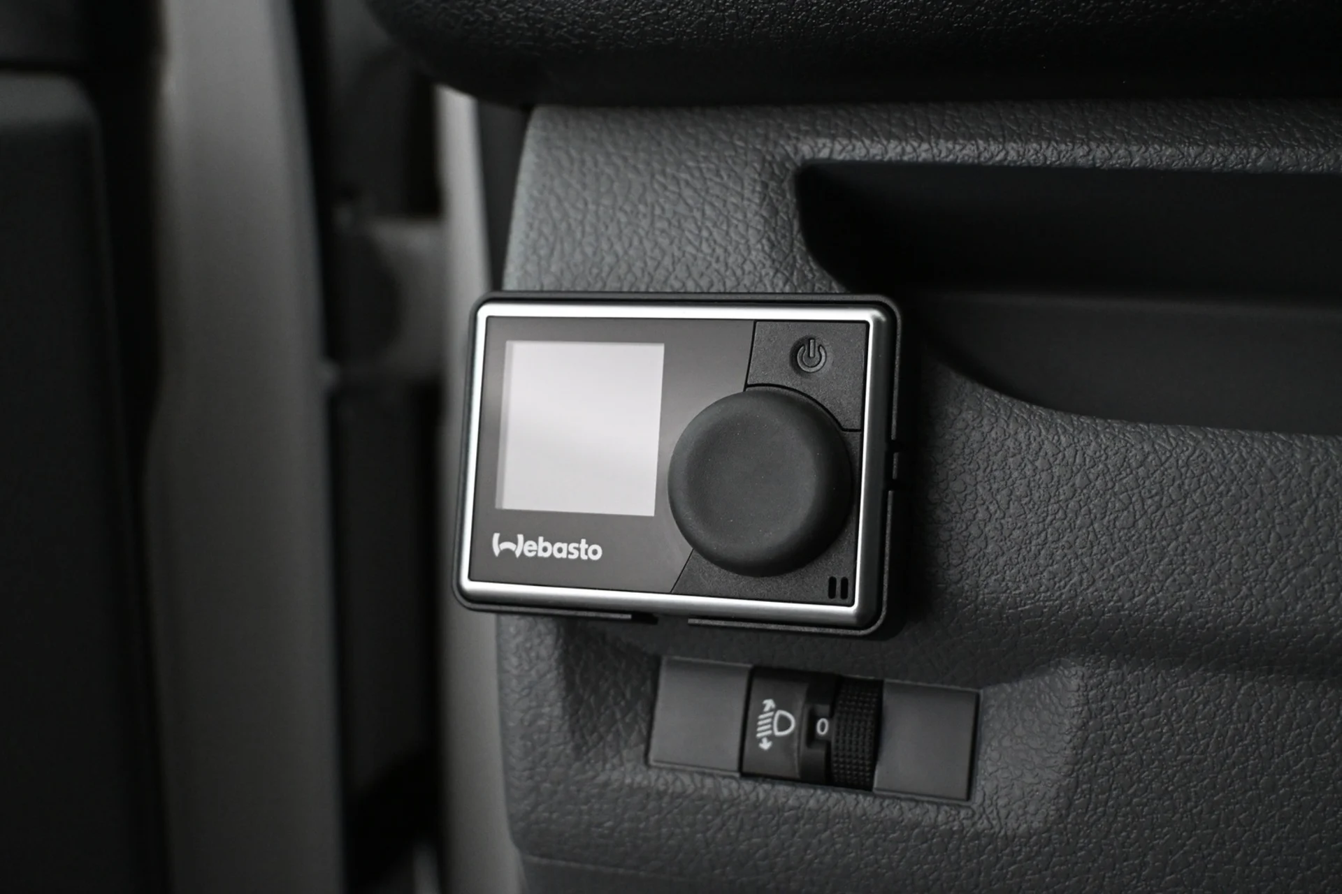 Car Image - 4kqRQgfX8w5VcgwbRb7byV