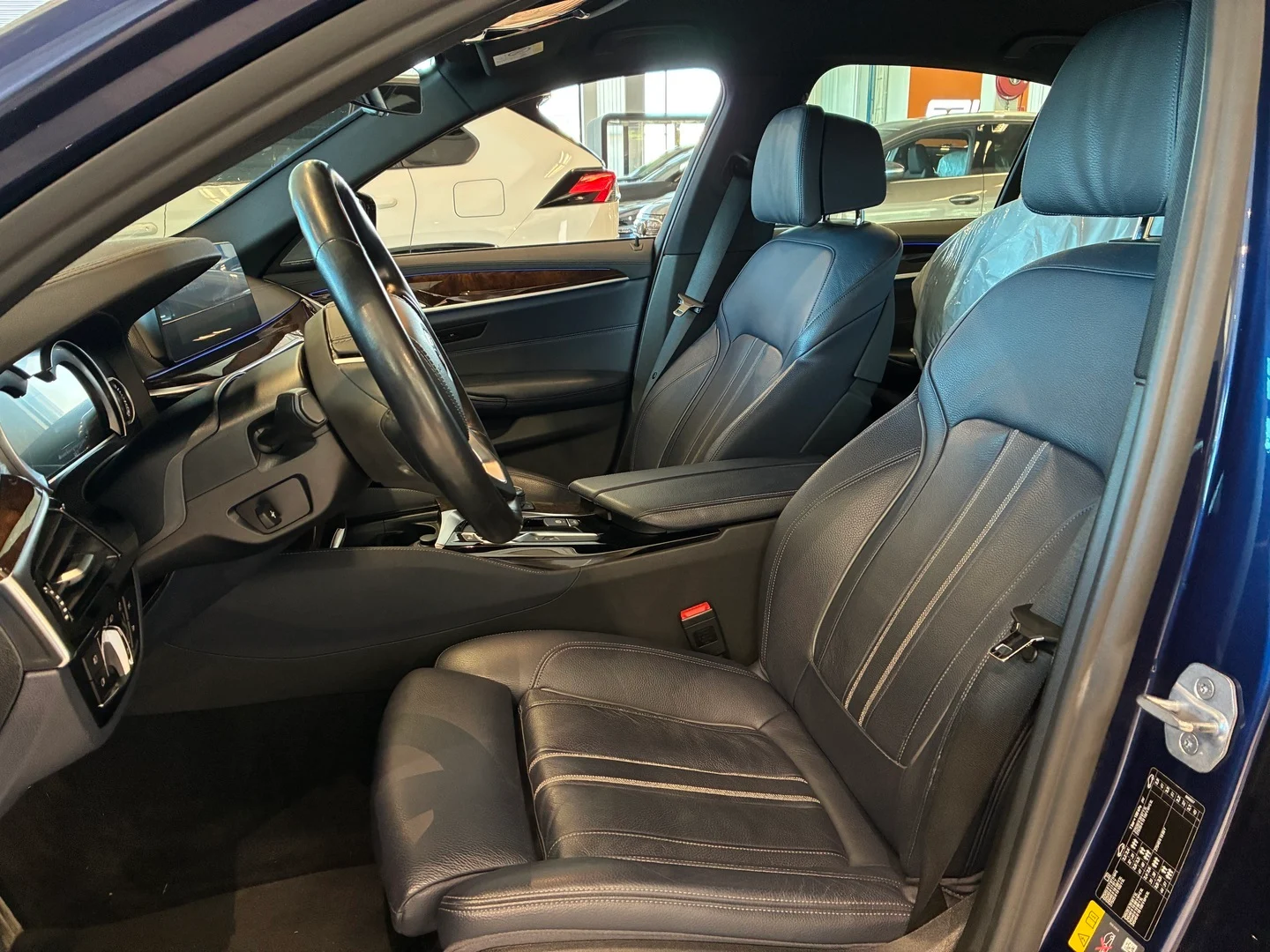 Car Image - 2Gy0BNzF2Q8fF5wXAyItWg