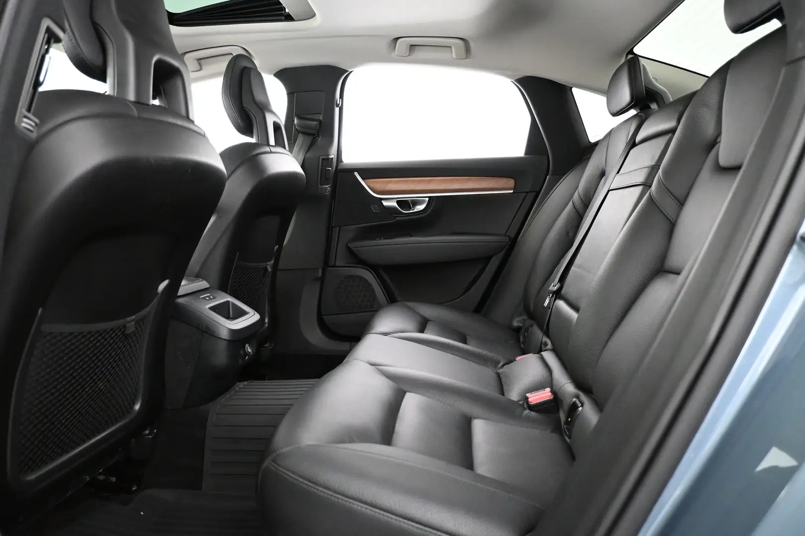 Car Image - 2k5BfeE3dt11duGQhQEwHJ