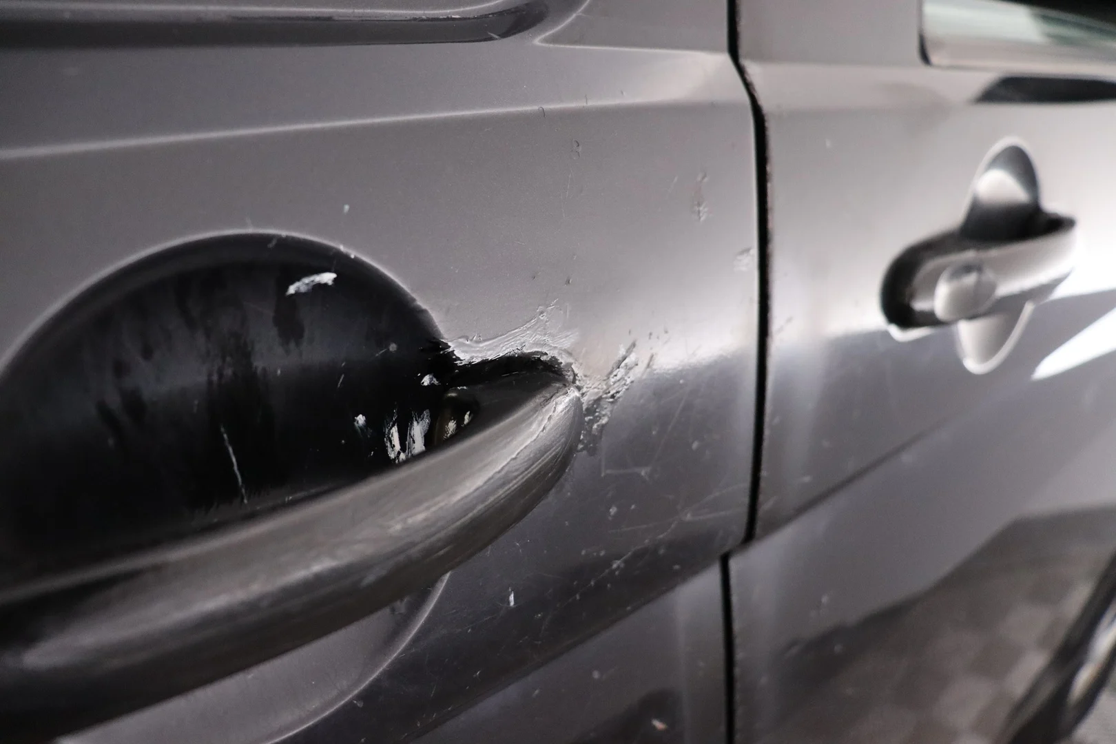 Car Image - 1FyS825JiXBvQPvA8qQqZD