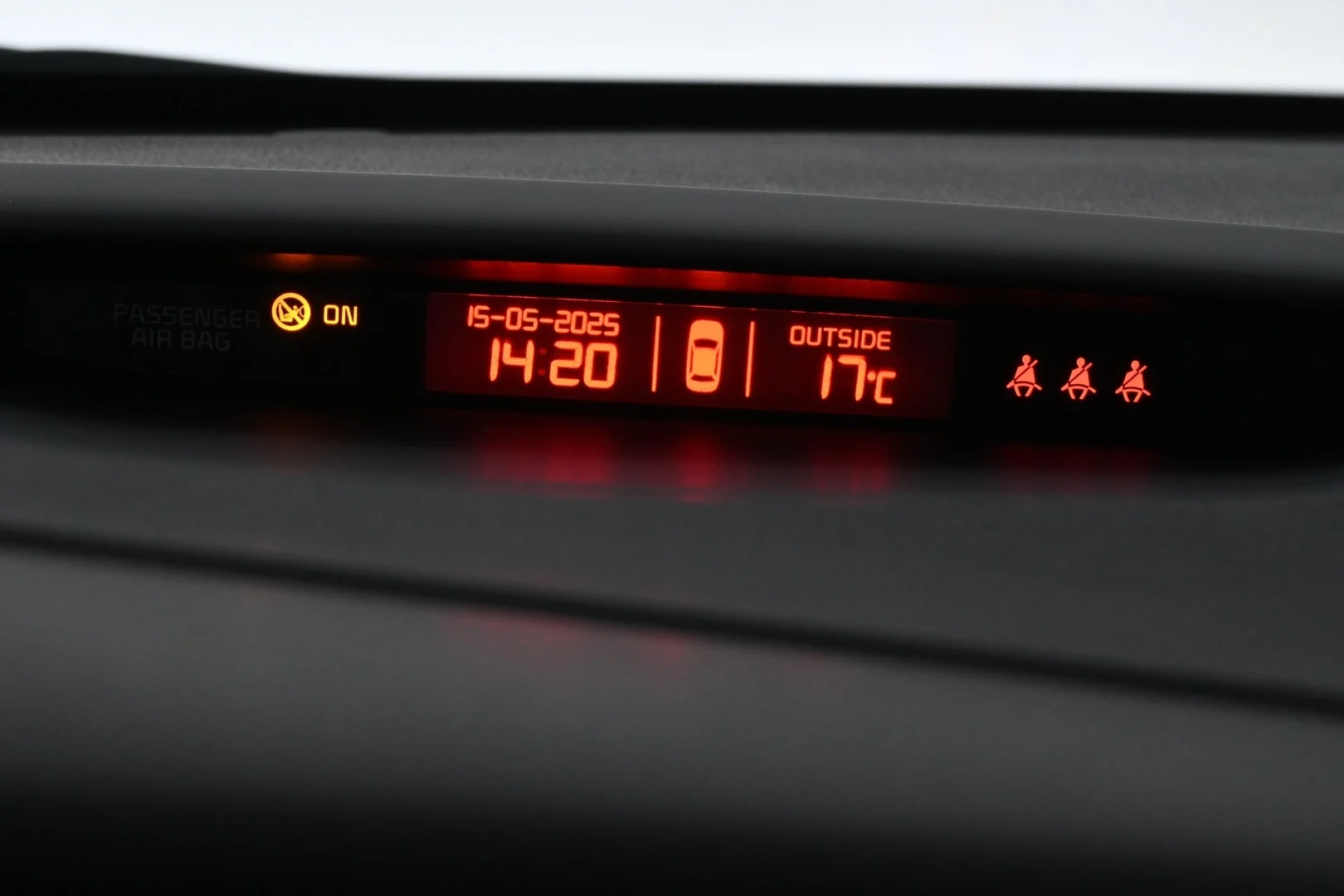Car Image - 1sDfWO1RMkjV1MGFEvbwtx