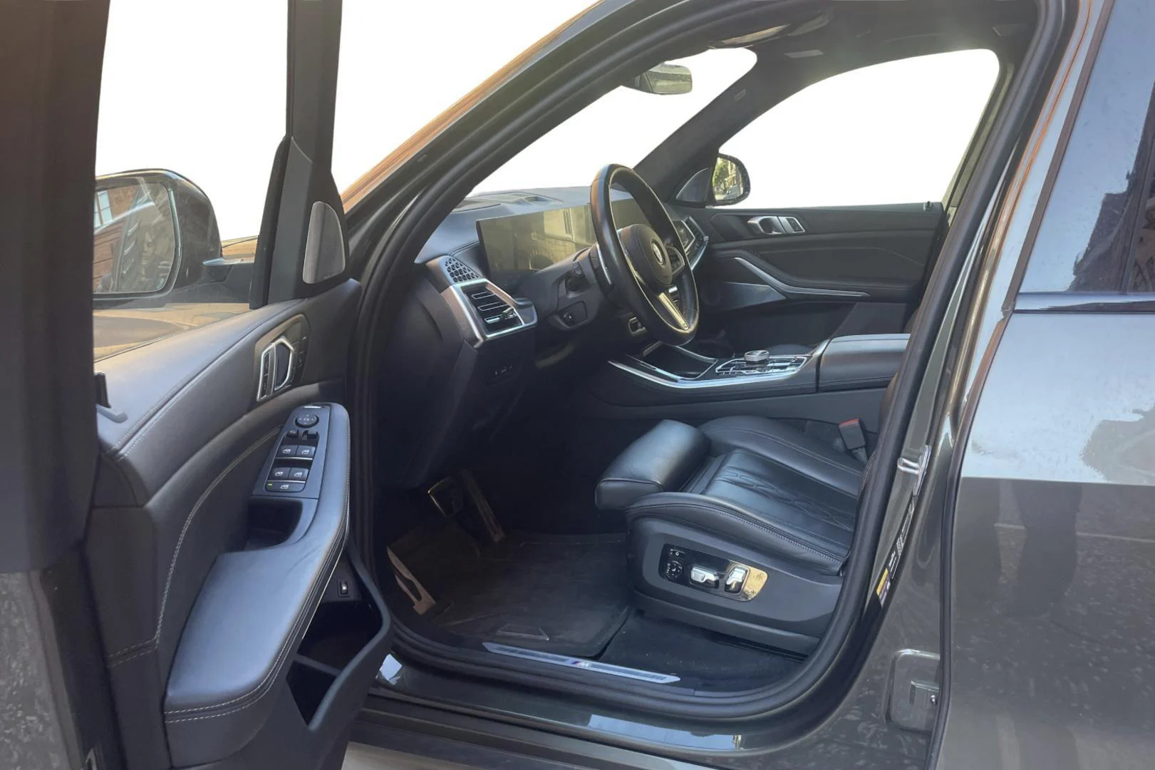 Car Image - 1cUI80w7yGg3KuDunaOUeT