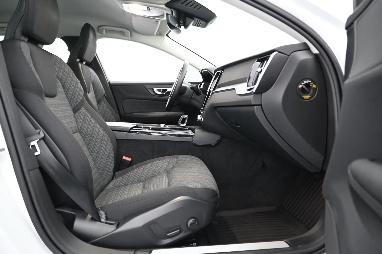 Car Image - 6LBt5husbPuHQxIQH6L8en