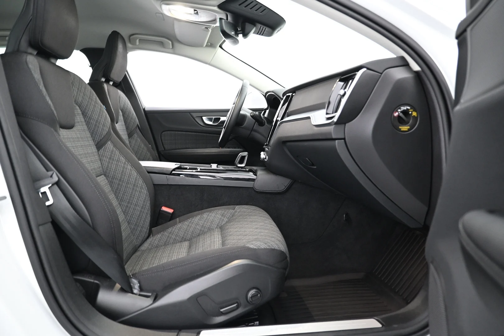Car Image - 6LBt5husbPuHQxIQH6L8en