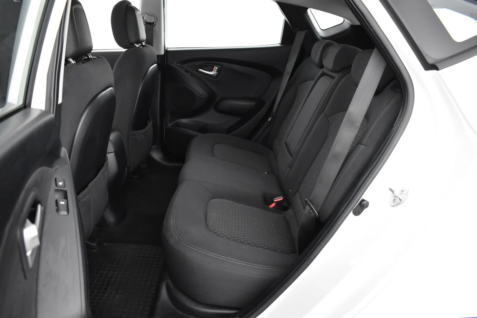 Car Image - 1x4heqM6f4AcCboL7t74FN