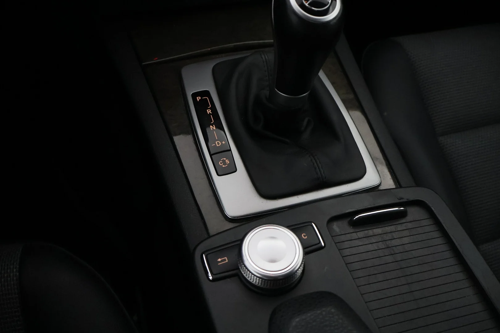 Car Image - 2rnTQnQ5uqwH0UiTaXmgAN