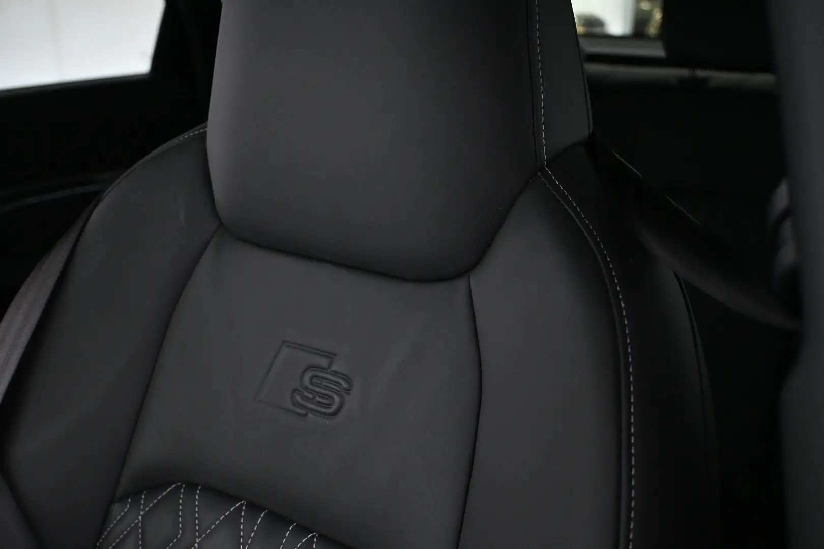 Car Image - 3SeTrWVFpMxFcxx8TpHywU