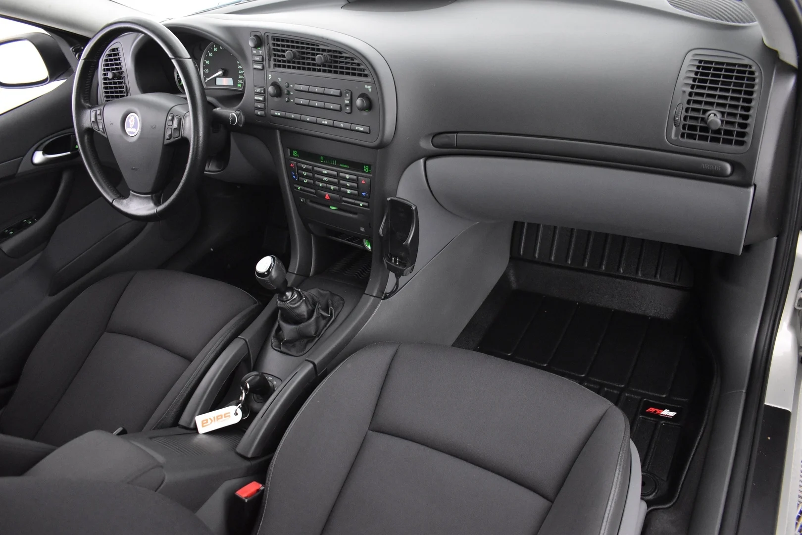 Car Image - 5xckQtgy75ZlozncxsfCc3
