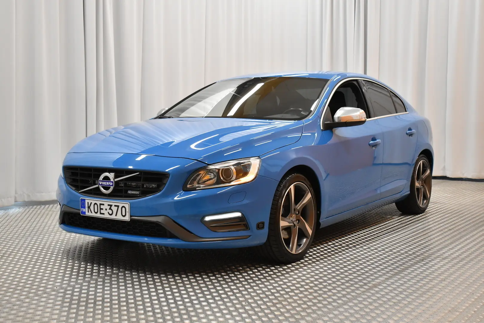 Car Image - 1FXBA6komp0abiQGJRGC3i