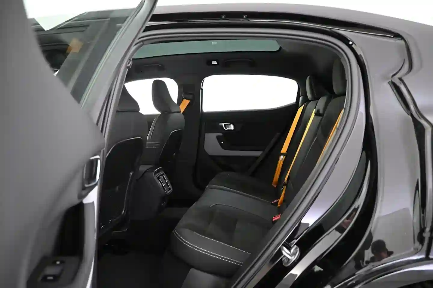 Car Image - 5ucYBItcKxOqgpalUhYqCl