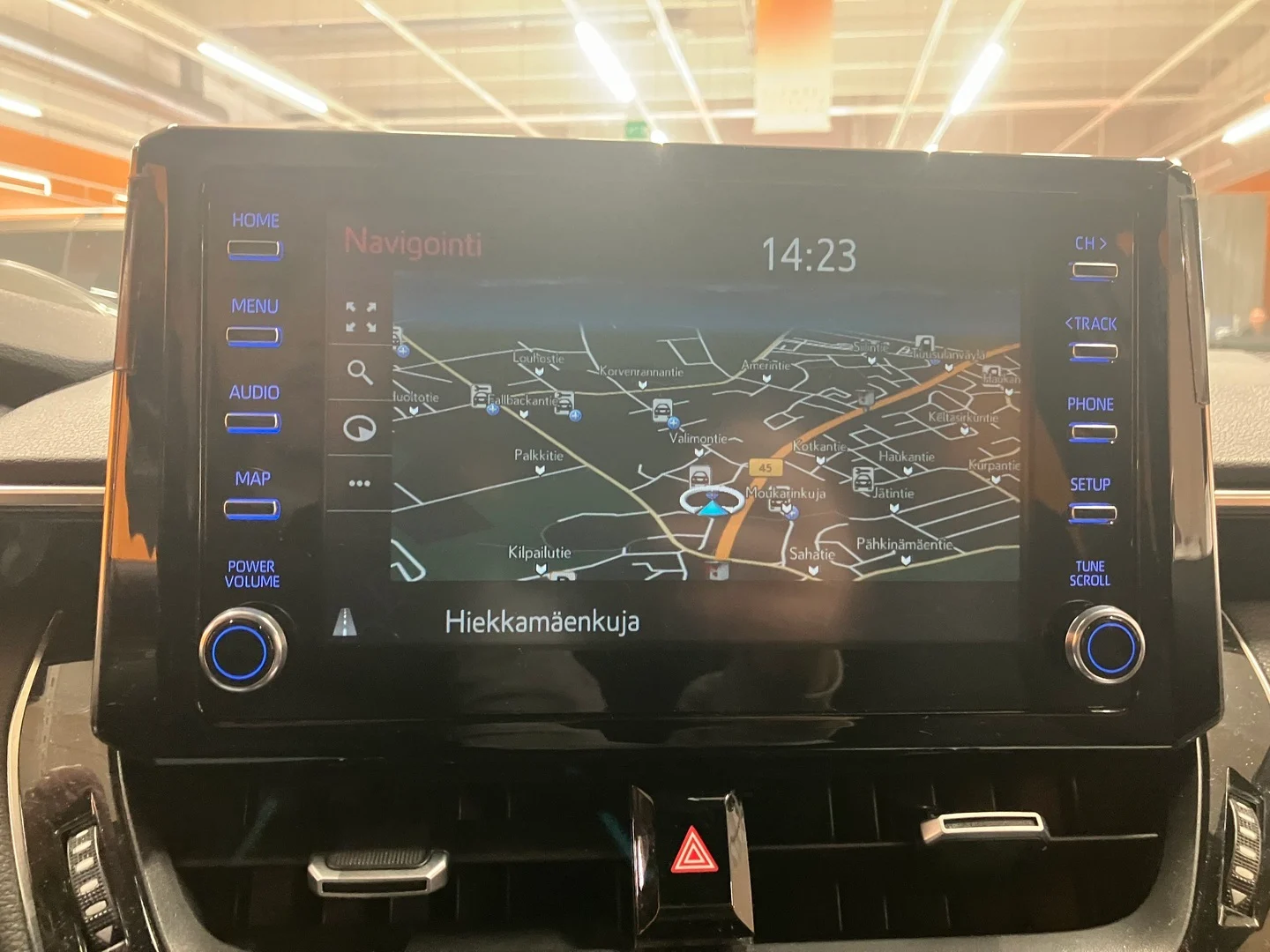 Car Image - 6XeTtSfy7uBDY4WXzLXUvf