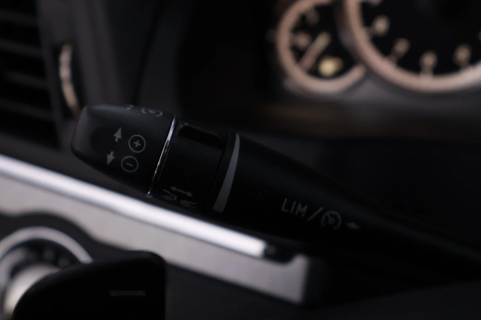 Car Image - 2o3m280HEmD4iZ9e4Q8fSf