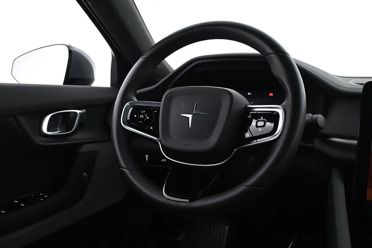Car Image - 2FLPz800I17BvtVQLwegW3