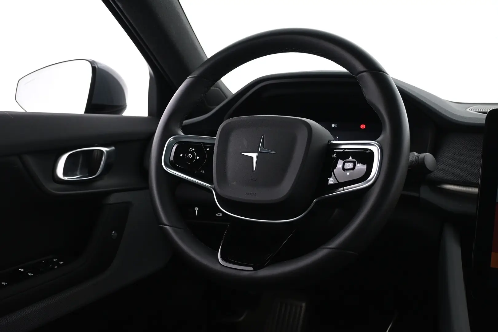 Car Image - 2FLPz800I17BvtVQLwegW3