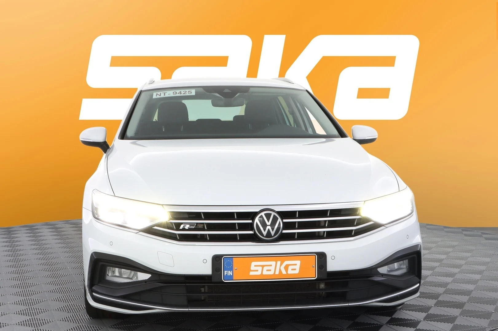 Car Image - 7zaZpTAXNdEhu8FVYvxFL0