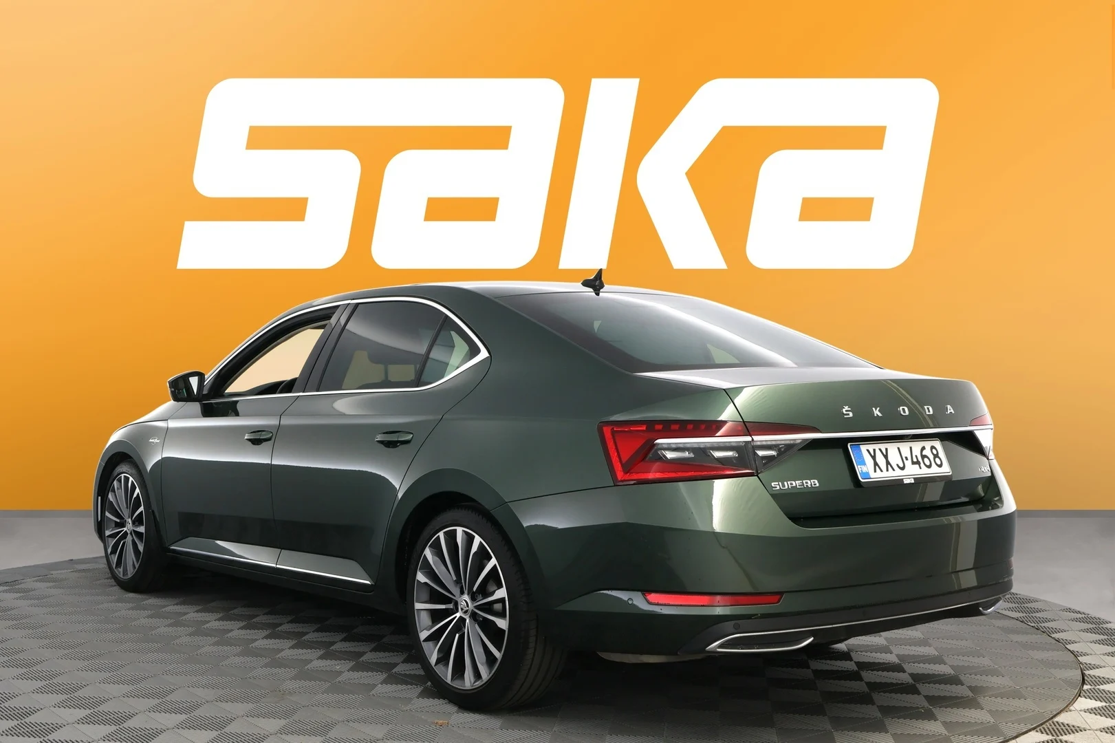 Car Image - 5DzKoQEoITikNUdKkn0xR4