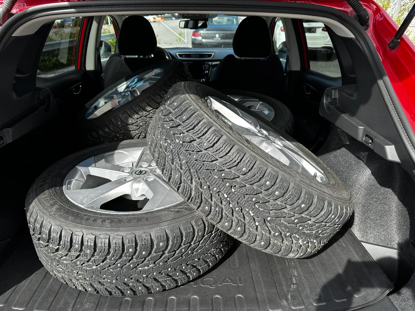 Car Image - 4nNBm5jQTAbaztMGlbFbwc