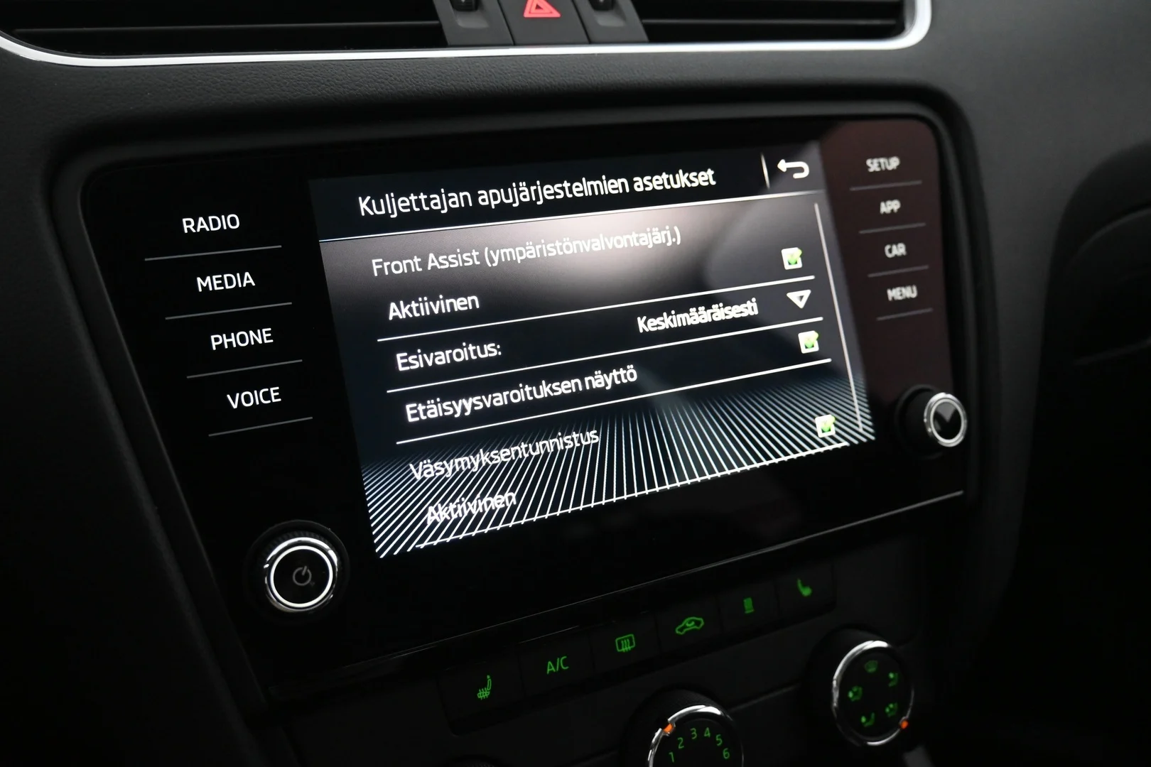 Car Image - 4IYAlPh2Bmz0a6QzDiIAz1