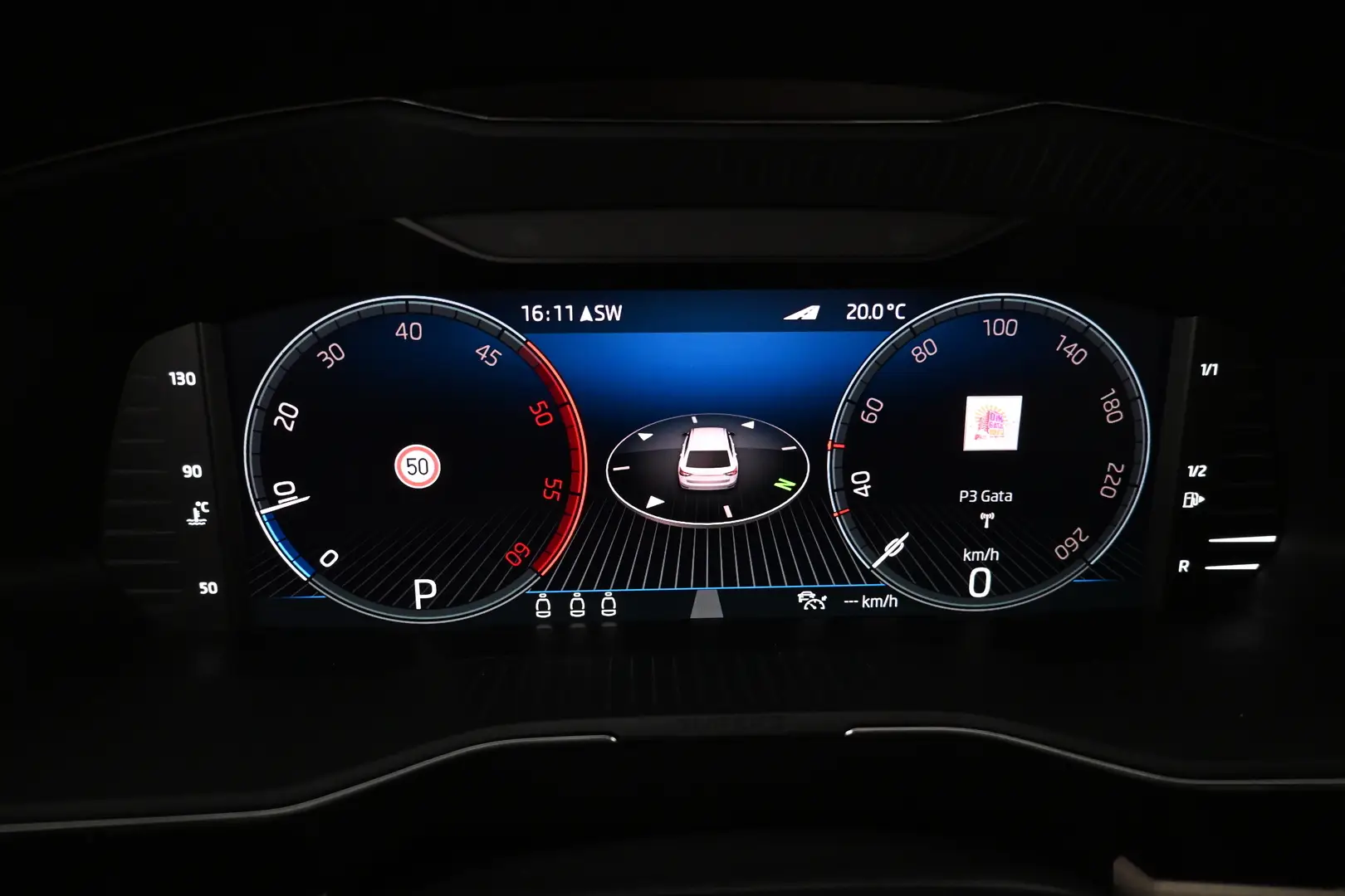 Car Image - 6O9FaZmGEMut87tKHAc1zl