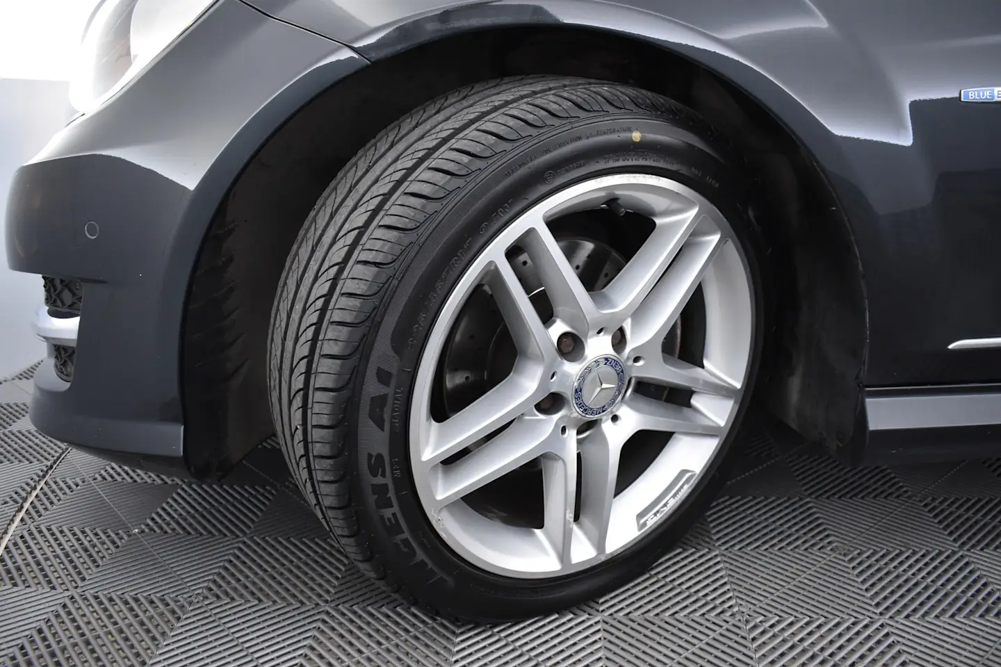 Car Image - VRYdRN7uAi0L3xnt3kAJz