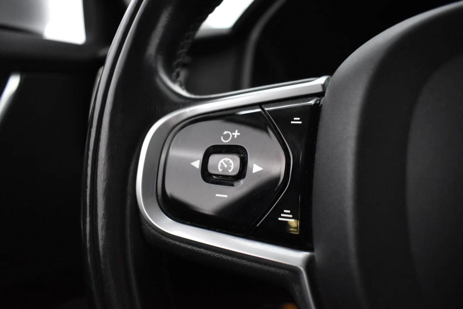 Car Image - 5cVULRxlyenMaLMHaPNMm6