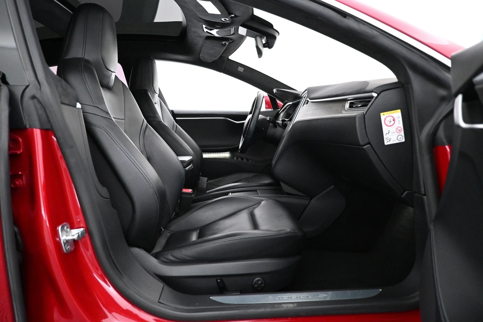 Car Image - 7fcB6kdy30sHeLYBLiplpr