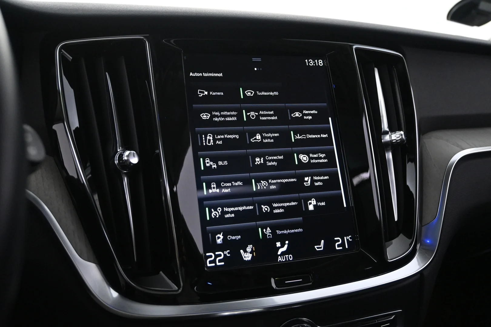 Car Image - 6UzsTQO5Jo6zKXXKIxr0fZ