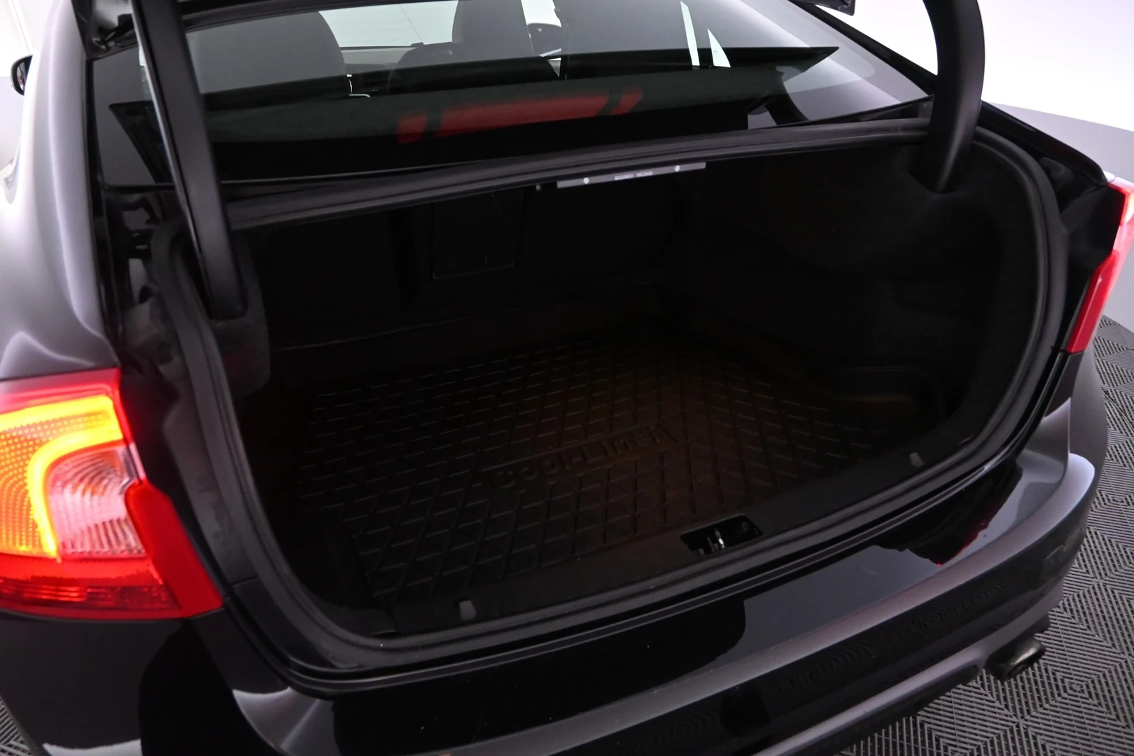 Car Image - 1gdjSpBTpTvwF5Wq0cFvQs