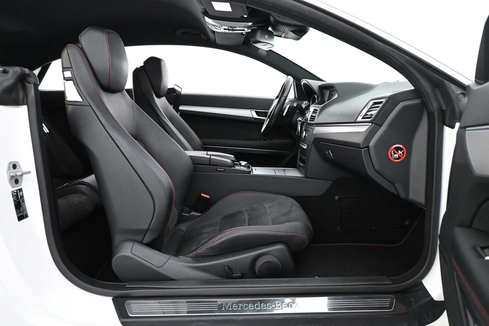 Car Image - 6G7iqR5zV4IUVYE793s0lR