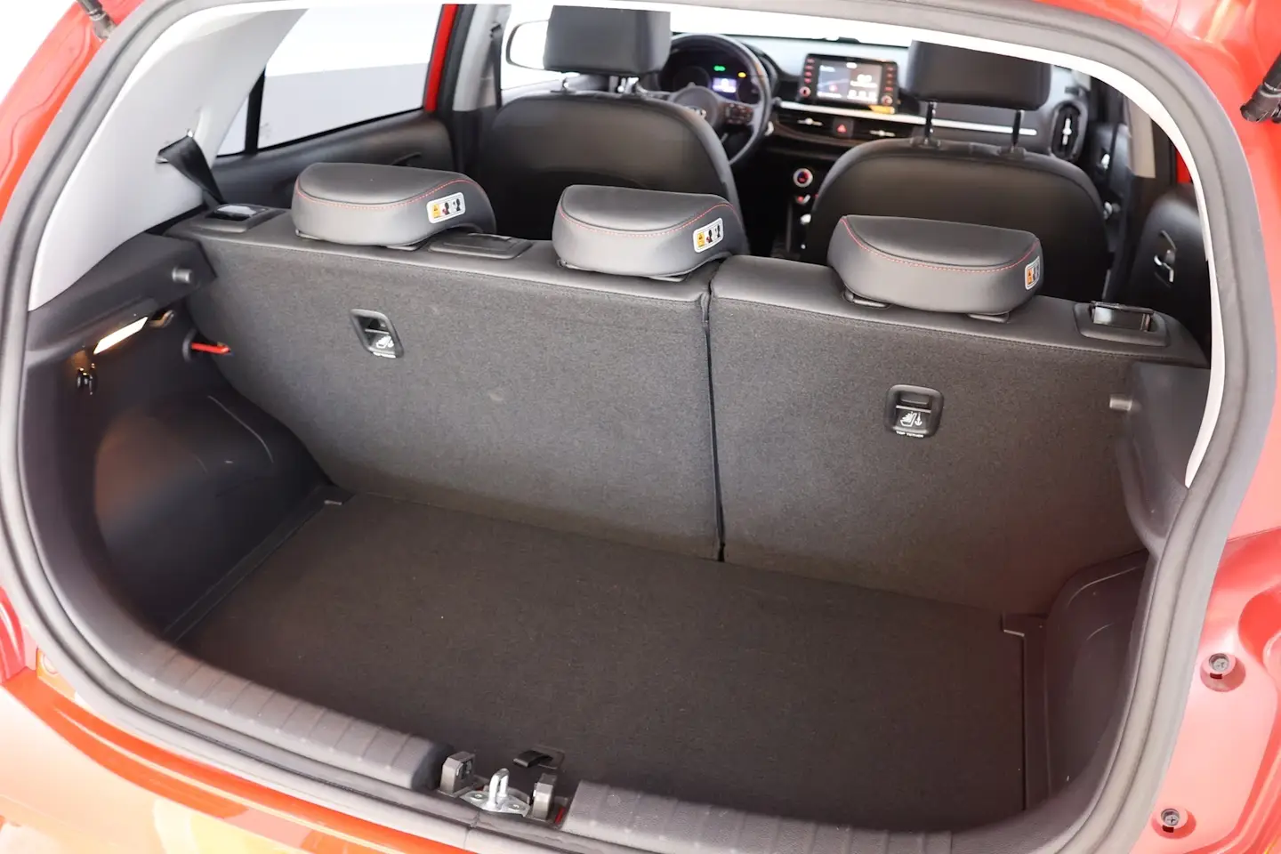 Car Image - 7qqm011qT616Z1F6Ieh76D